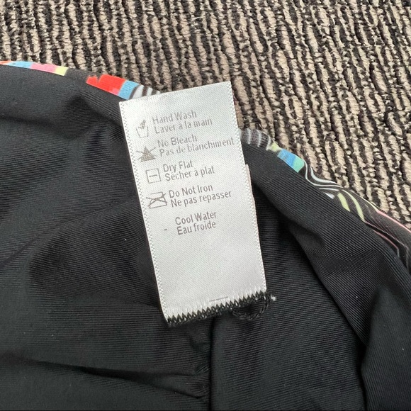 L*Space Strapless Reversible Tribal Black & Multi-Color Fringe Bikini Top Sz S - Picture 7 of 11